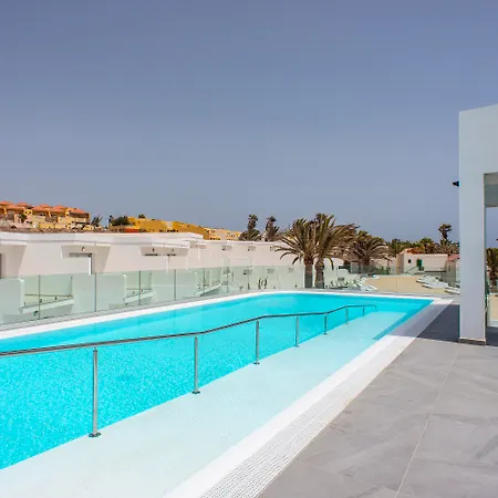 Taimar Hotell
