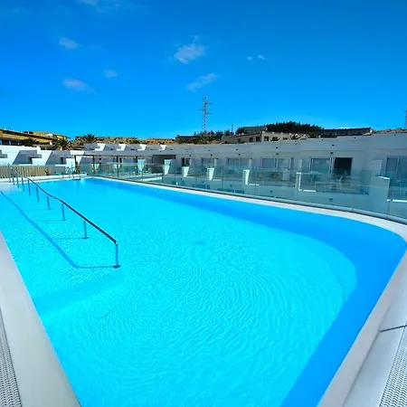 Taimar Hotell 4*