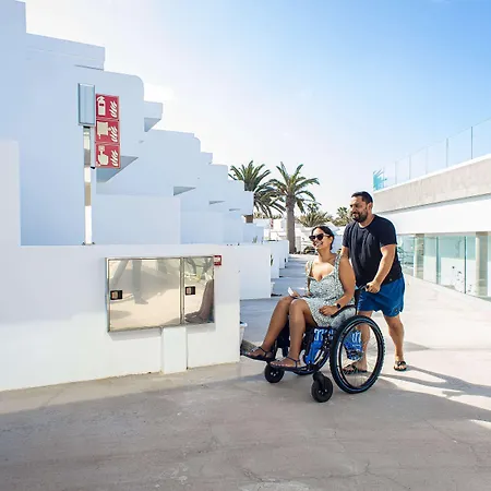 Taimar Hotel 4*