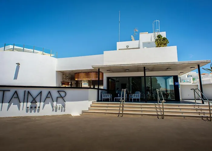 Taimar Hotel