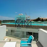 Отель Taimar